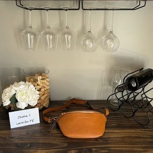 Poppy & Peonies The sidekick